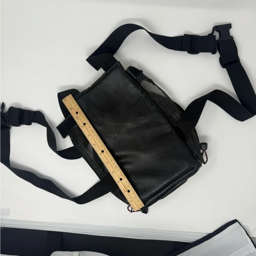 Pet Backpack Carrier. Zip & Velcro Closures. Inside Safety Hook. Adjustable.